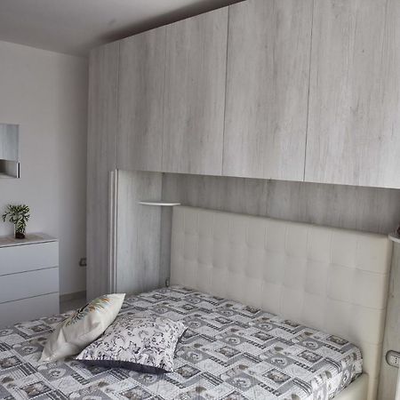 Dafne E Apollo Apartment Pompei Bagian luar foto
